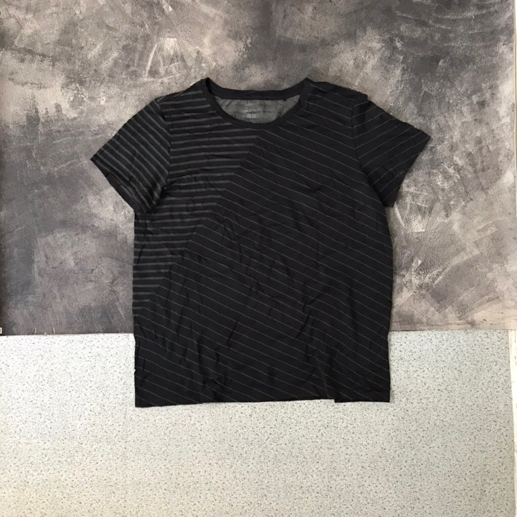 kaos uniqlo womens second