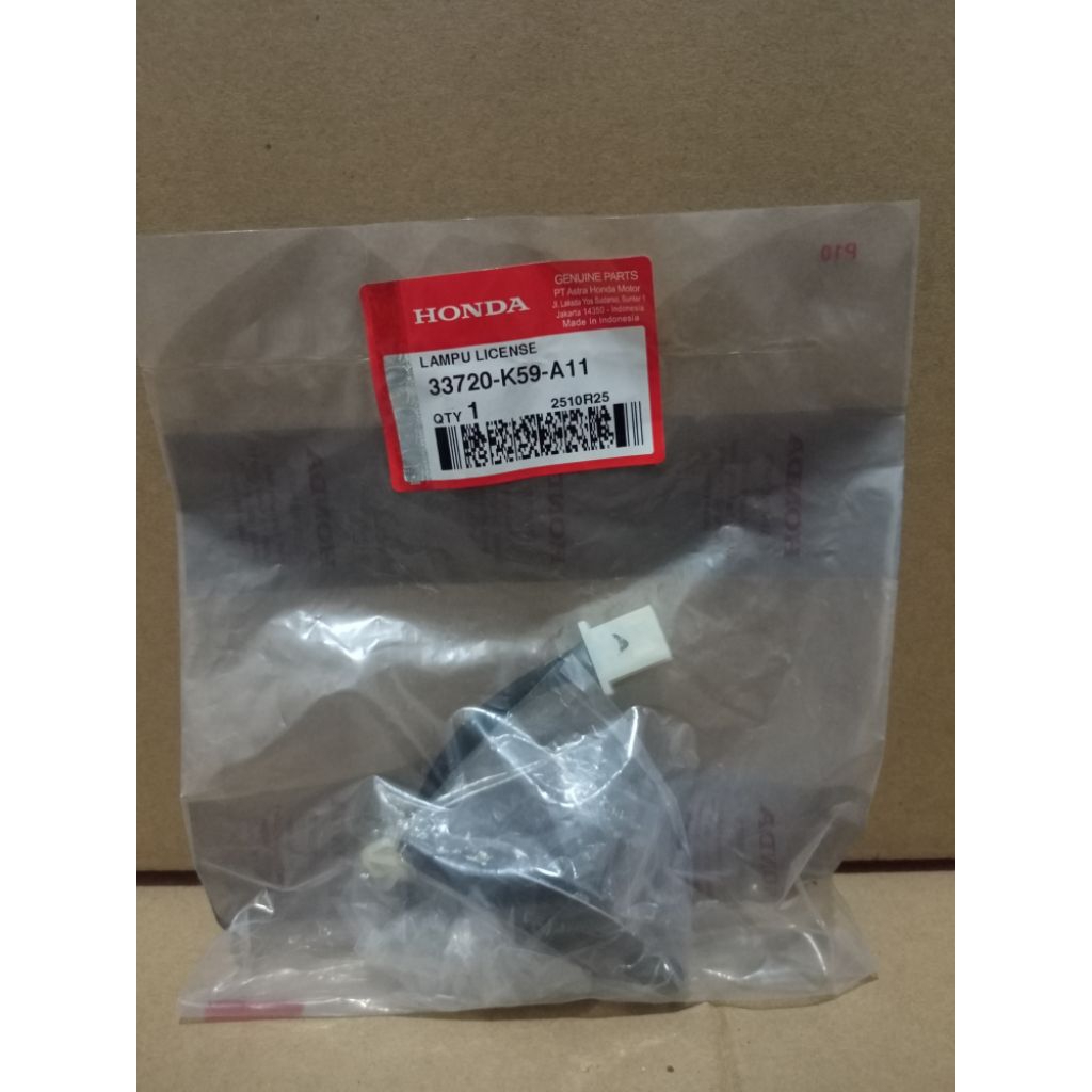 33720-K59-A11 Lampu Plat Nomor Belakang Honda Vario 125 150 LED Old 2015 - 2017. ORIGINAL AHM