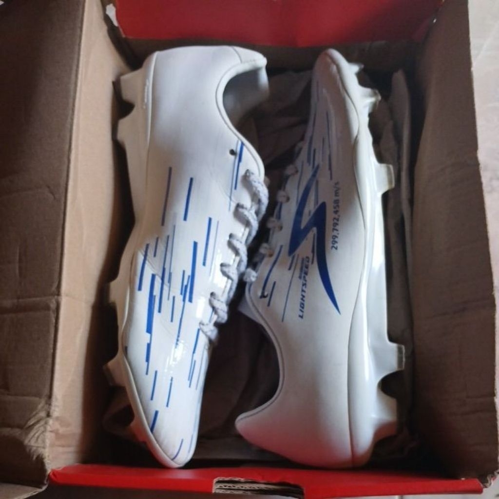 SPECS LIGHTSPEED REBORN FG / White Dazling Blue