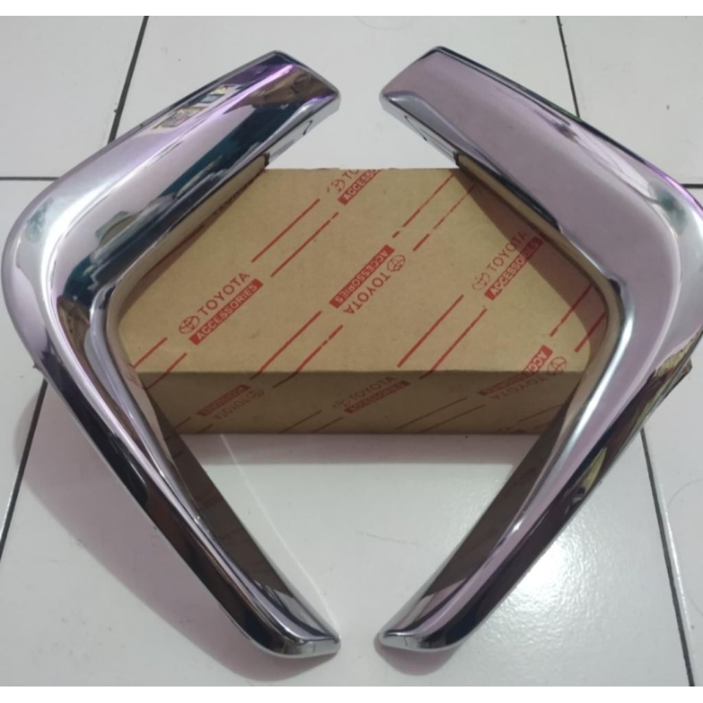 Garnish ram bemper TOYOTA INNOVA REBORN VENTURER