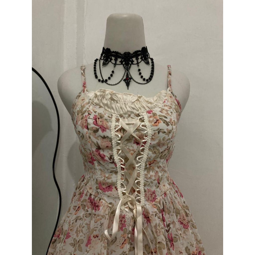 Dress ala lisliza brand sh3!n and rupee