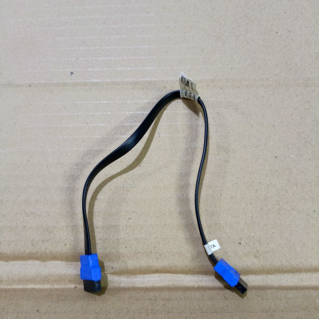 BEKAS COPOTAN KABEL SATA BUAT HARDISK DAN SSD