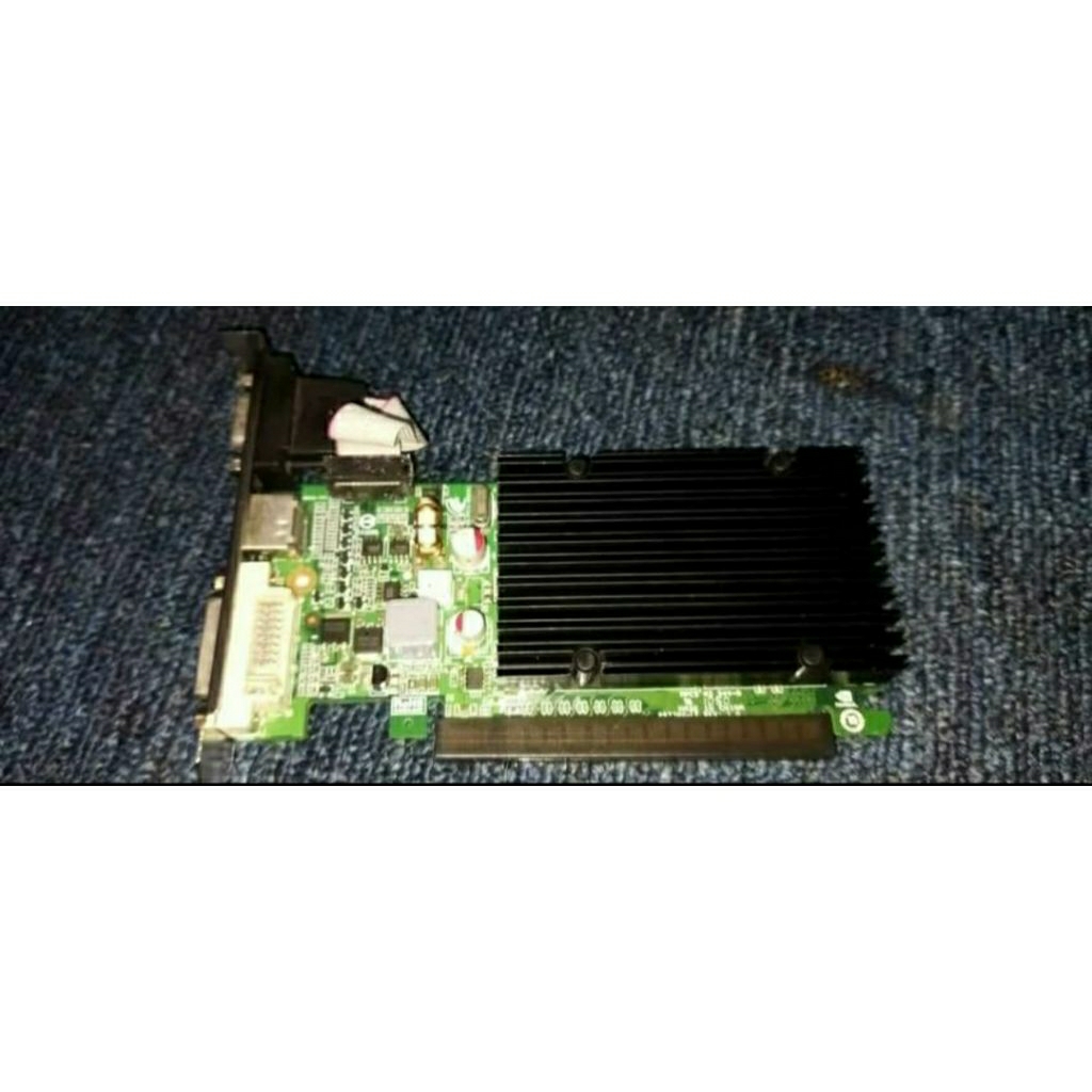 VGA GeForce 210 Ddr3 512 Mb
