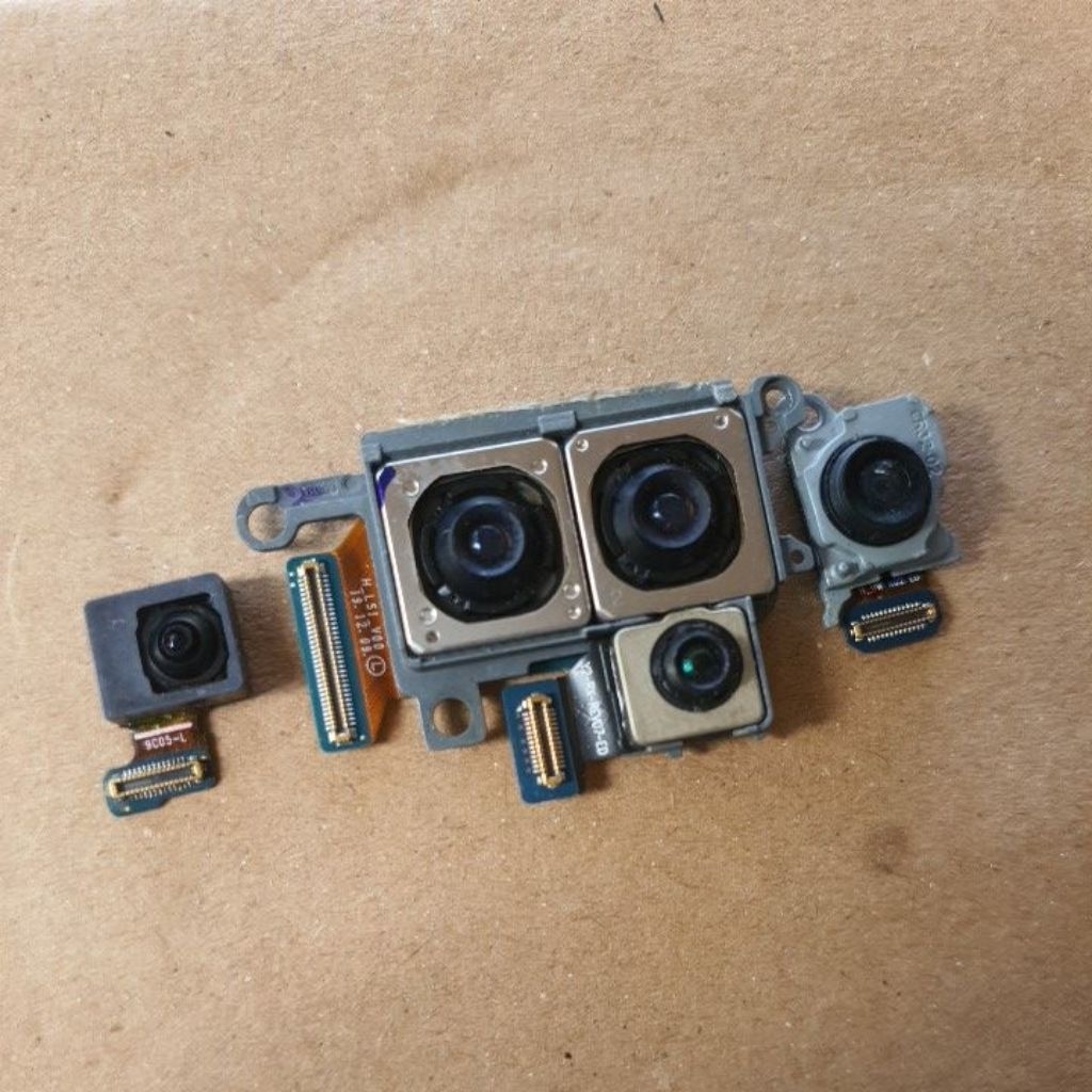 kamera lengkap Samsung S20 plus ory copotan