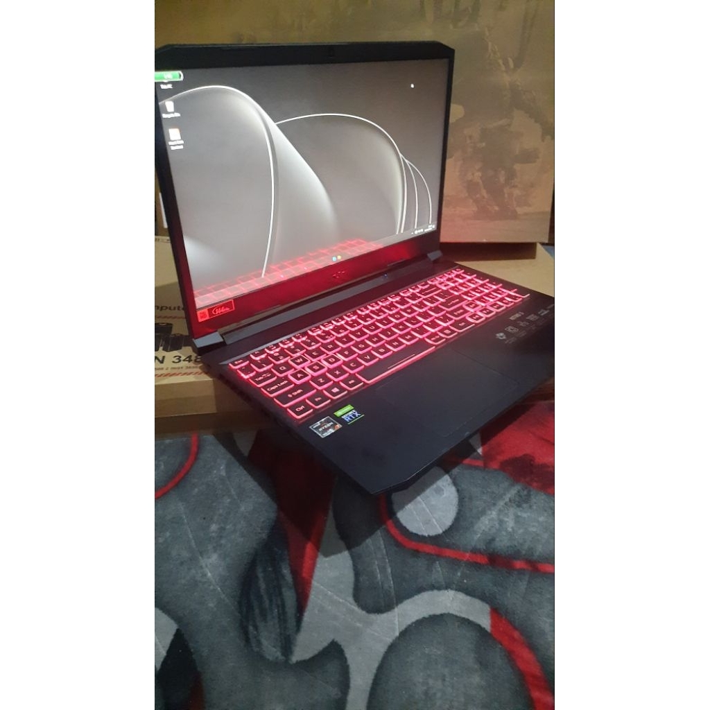 Acer Nitro AN515 Ryzen 7 5800H , 16GB ,512GB ,RTX 3060   full set like news