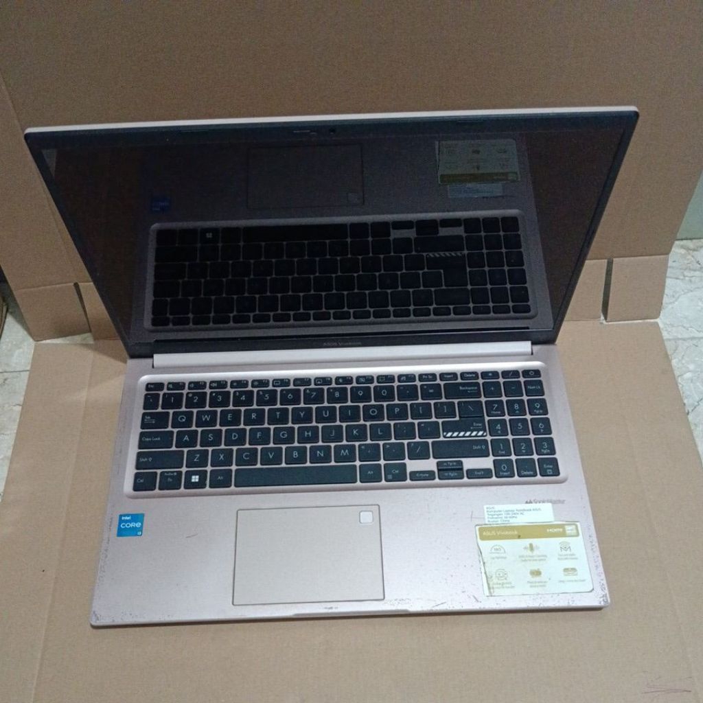 LAPTOP ASUS A1502Z CORE I3 1215U ASUS M415D AMD RYZEN 3 3250U RAM 4GB