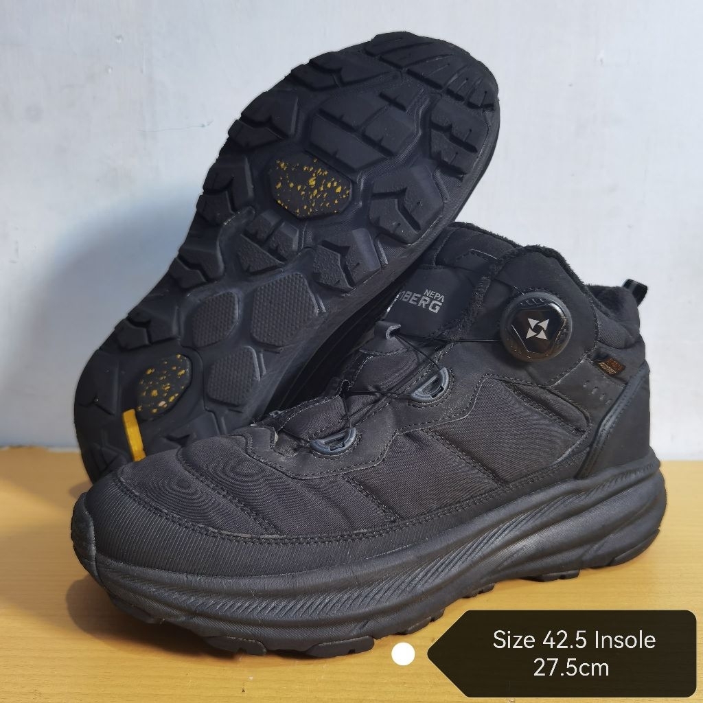 Nepa Isenberg Vertex High Dial Padded Shoes