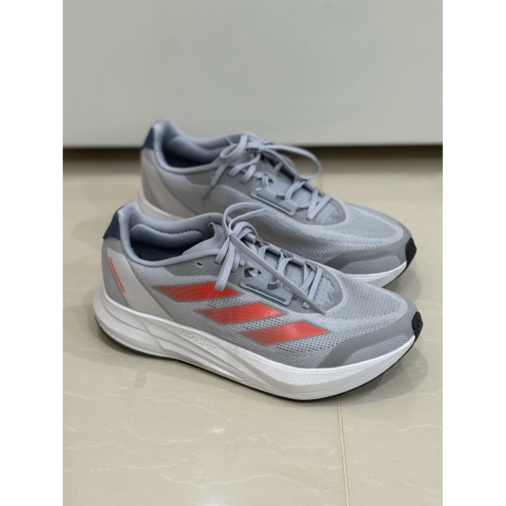 PRELOVED - ADIDAS / ORIGINAL / Sepatu / Sneaker / Running / Lari / Sport / Olahraga / Shoes / Pan Sh