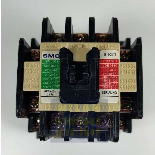 Magnetic Kontaktor Merk SMC Tipe SK-21 SMC.