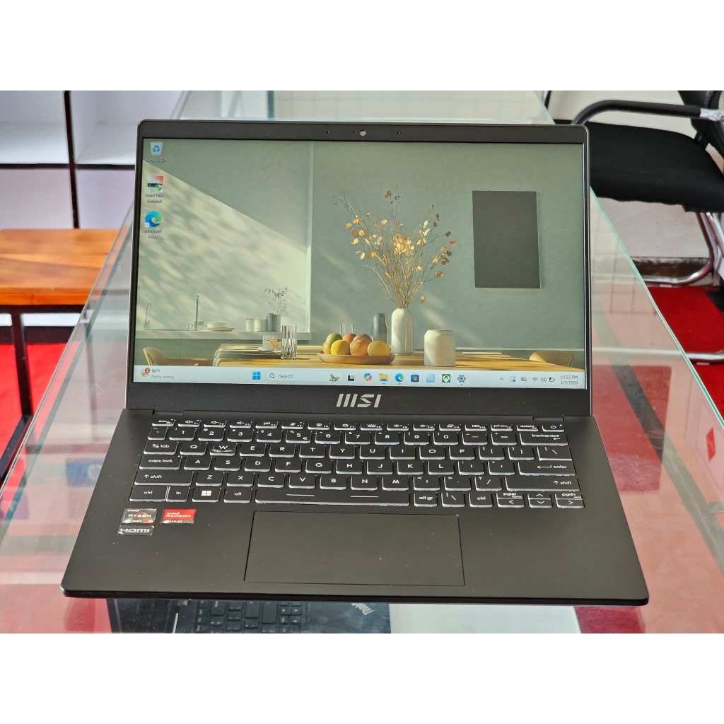 MSI Modern 14 C5M AMD Ryzen 5 5000 Series Ram 8 GB SSD 512 GB AMD Radeon Graphic Premium Slim bisnis