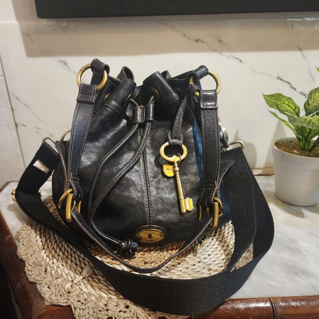 SOLD OCIL VRI Bucket Serut Hitam Lengkap Keyheart talpan peganti