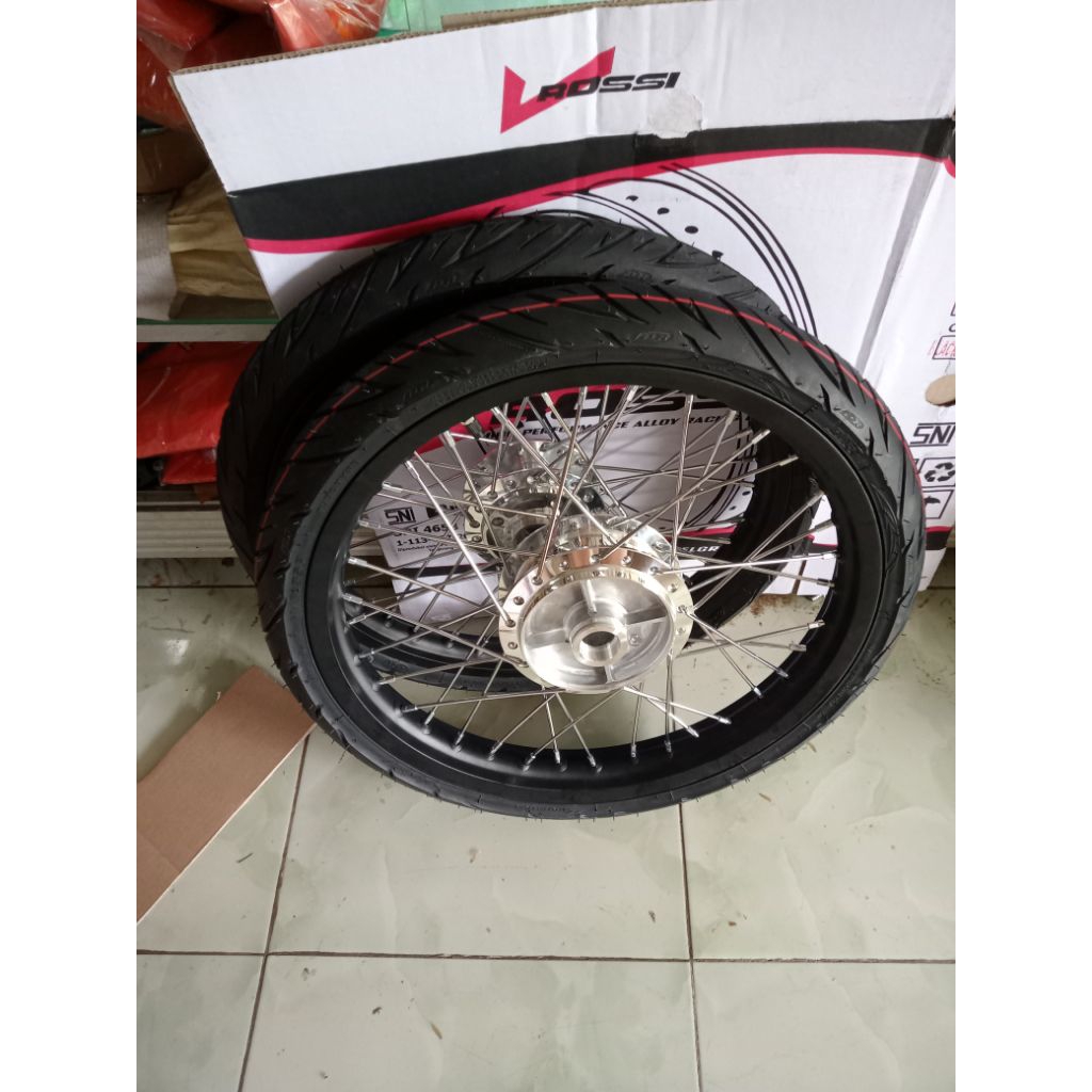 velg paketan Honda kharisma ring v Rossi 17x160/140 plus ban