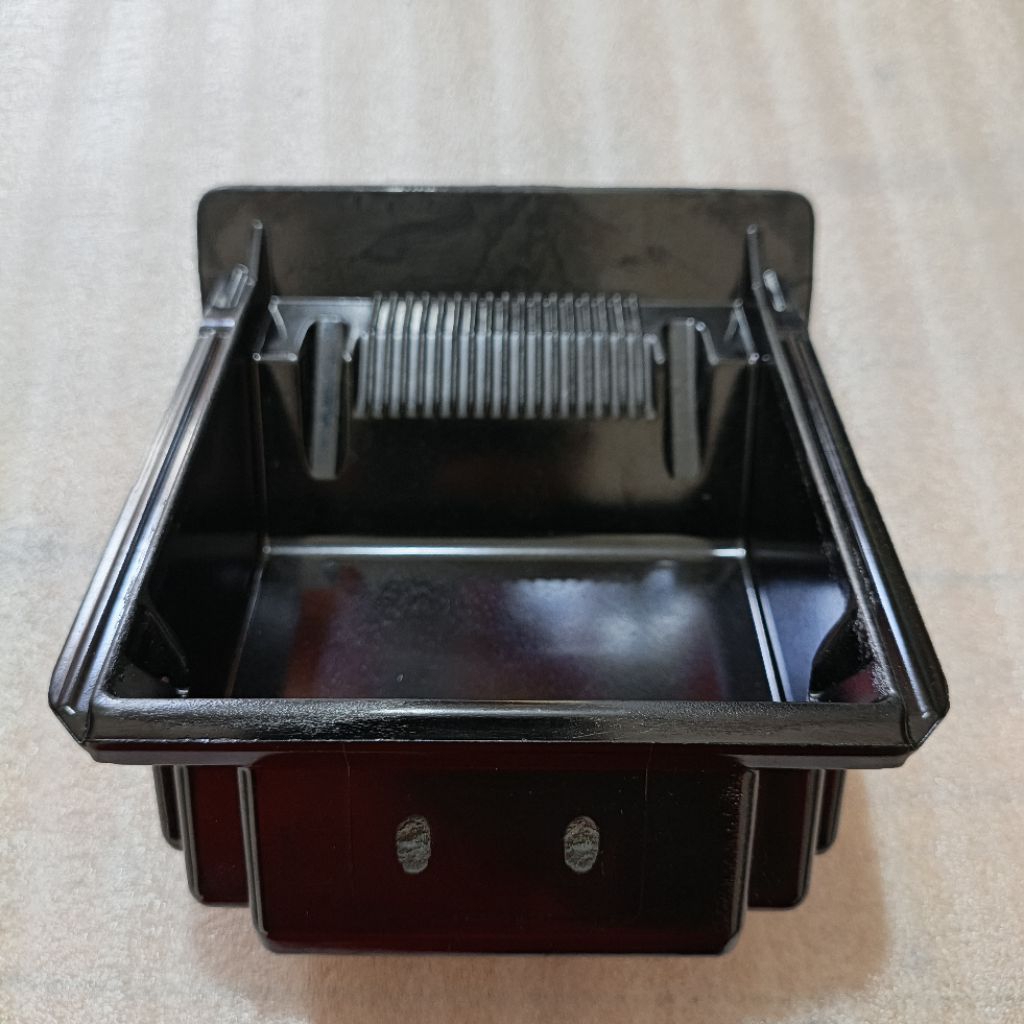 Laci Koin/Laci Asbak Dashboard Kijang LGX, Kijang Krista, Kijang Kapsul Original