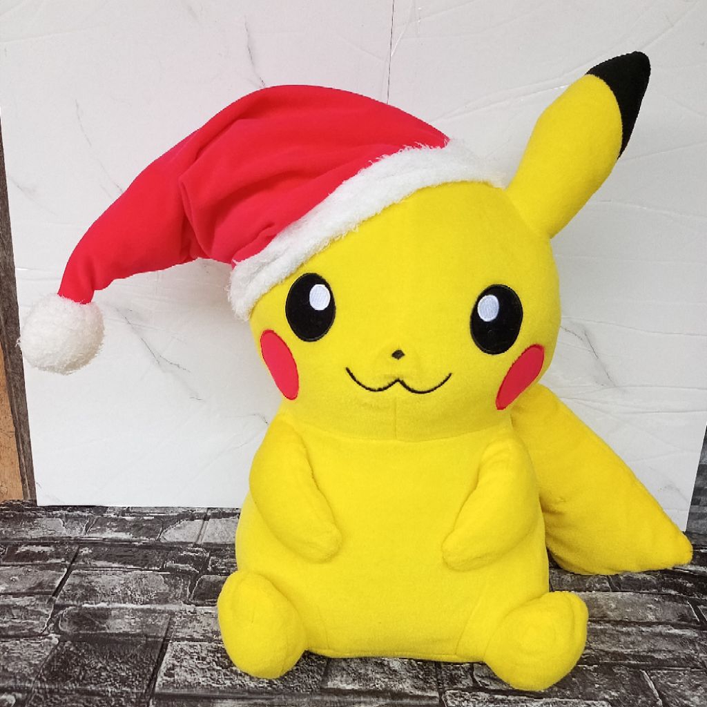 BONEKA POKEMON PIKACHU JUMBO SERI TOPI SANTA / PIKACHU NATAL / ORIGINAL MERCHANDISE POKEMON PLUSH BA