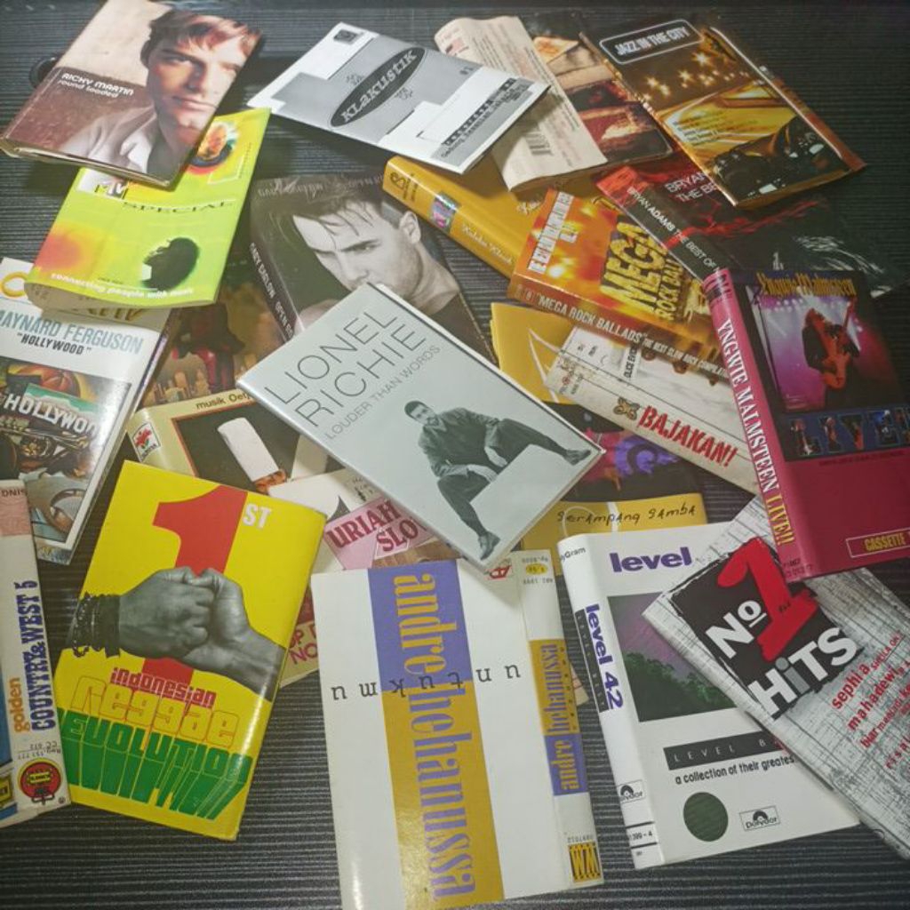 KERTAS SAMPUL / KERTAS COVER KASET PITA / ORIGINAL / MURAH MERIAH