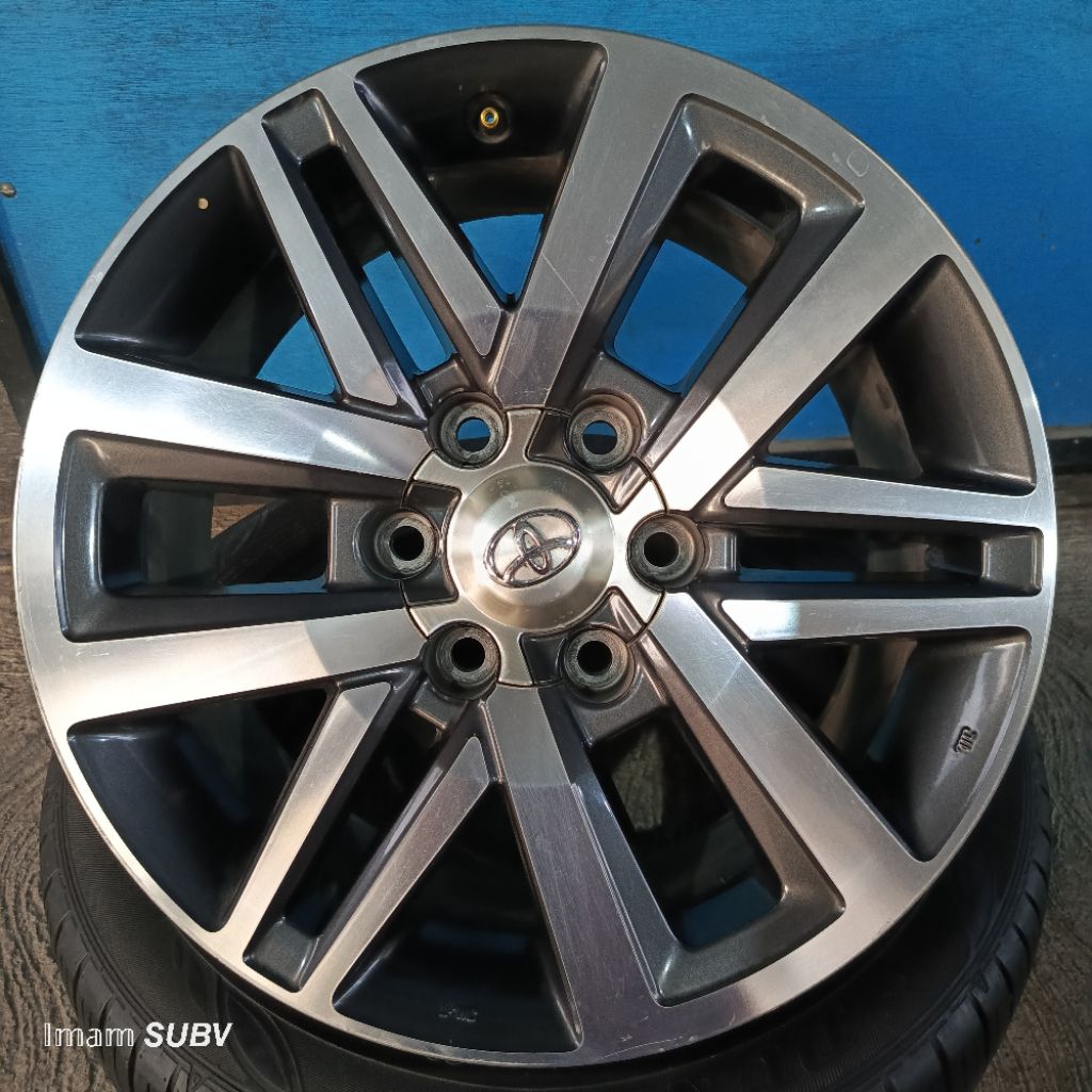 Velg original Fortuner VRZ R18