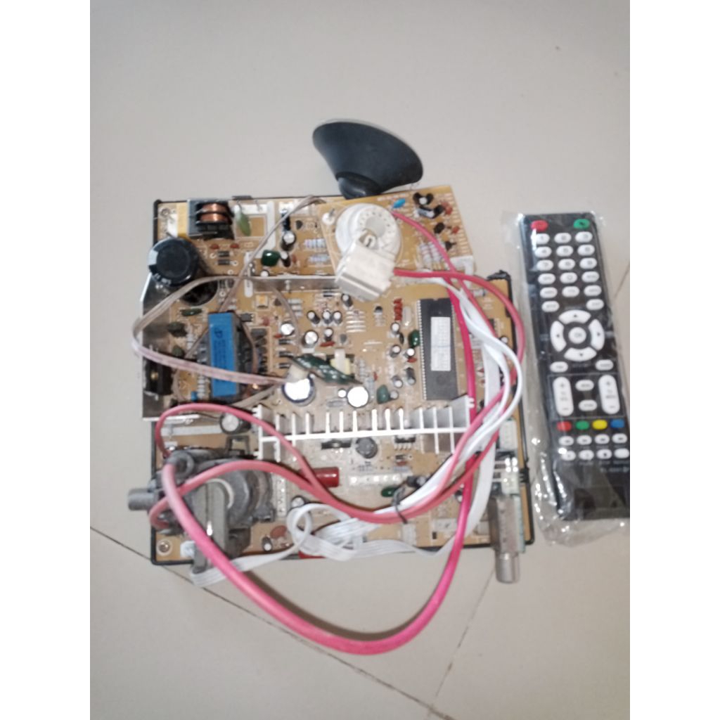 mesin tv digital bekas 14-21in normal+remot SDH tes tabung ok