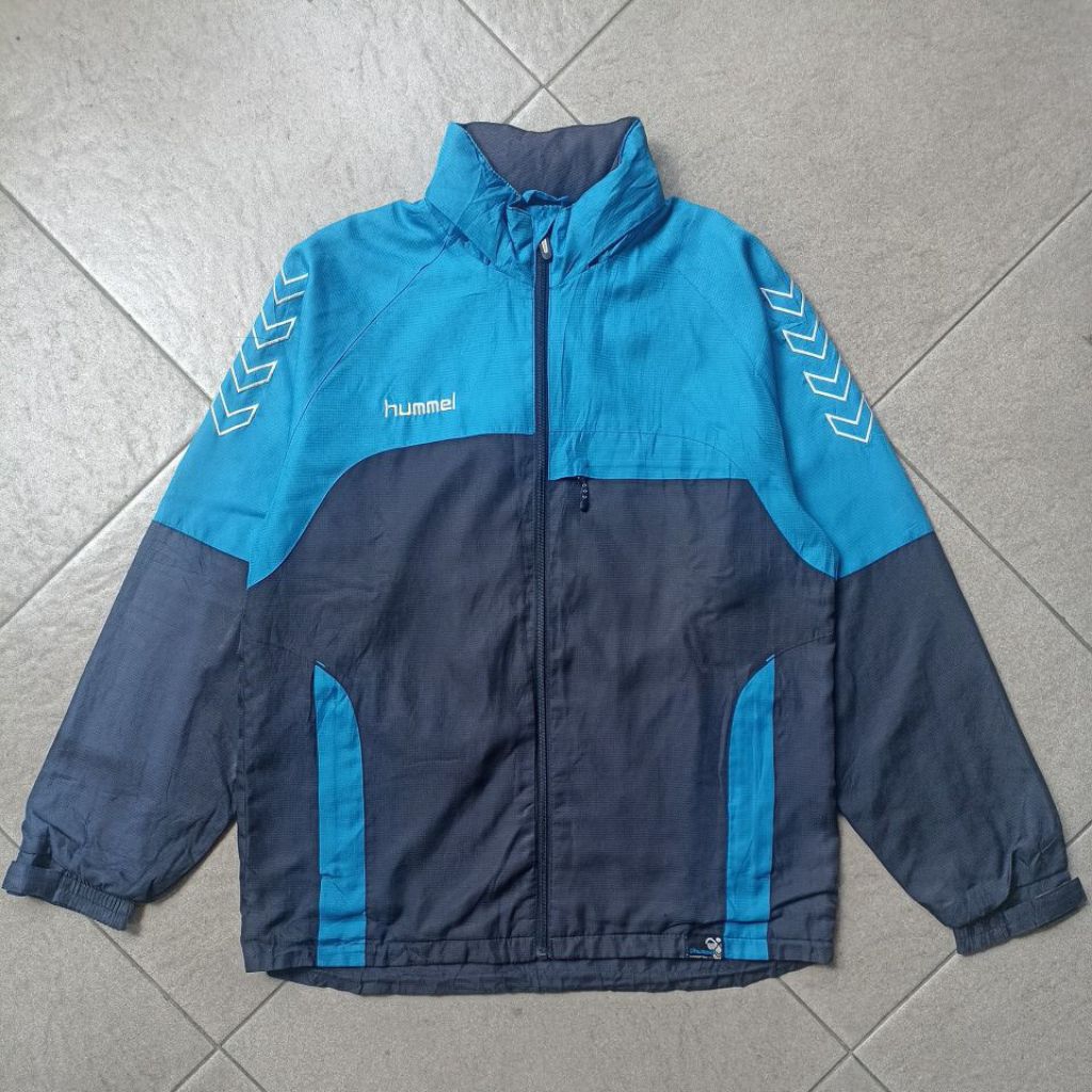 jacket olahraga hummel