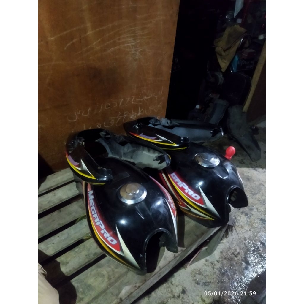 Tangki&kempol Megapro hiu