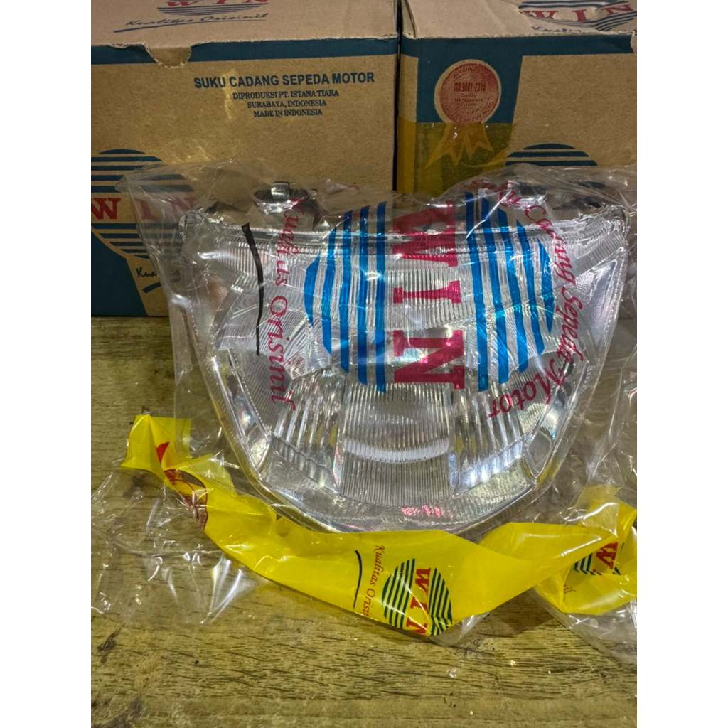 Lampu Depan Motor Mio J Merk Win