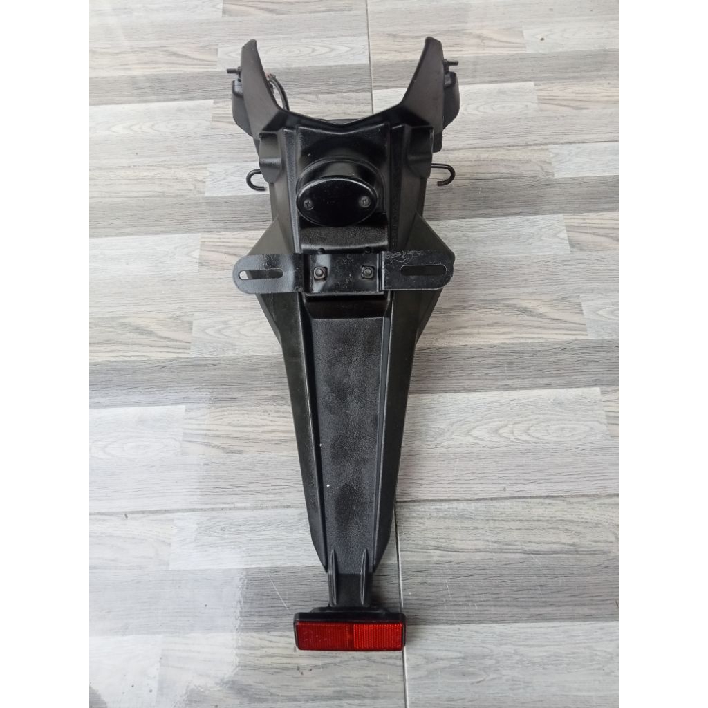 spakbor belakang ninja 250 karbu original second