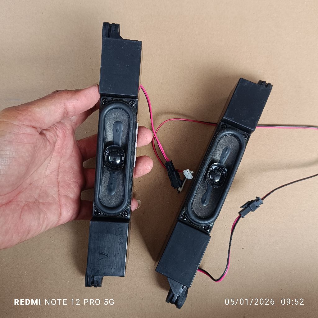 speaker salon pasif asli cabutan tv televisi coocaa 50E2000 normal