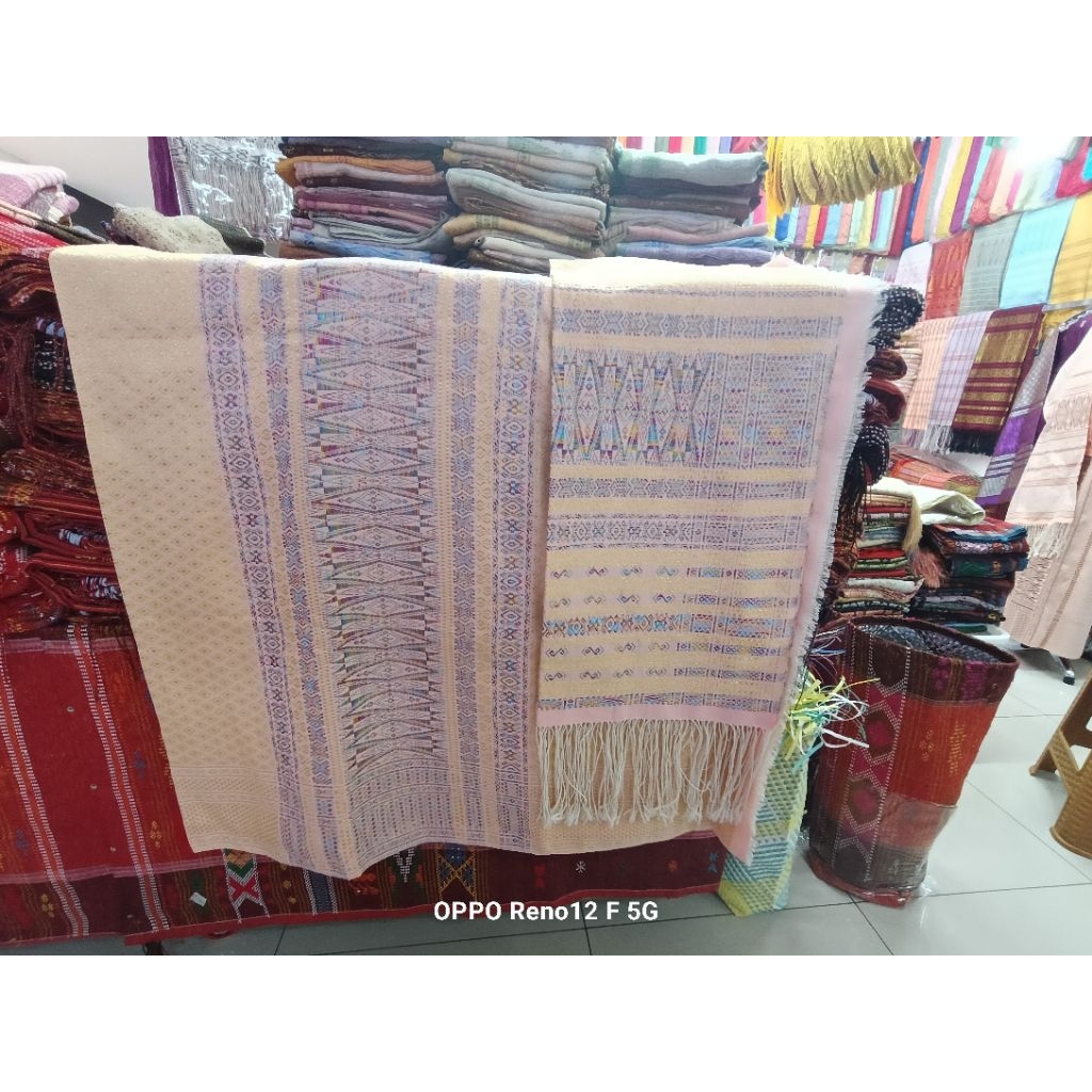 SONGKET TUMTUMAN TTS BENANG KRISTAL TUMPAL BIRU.