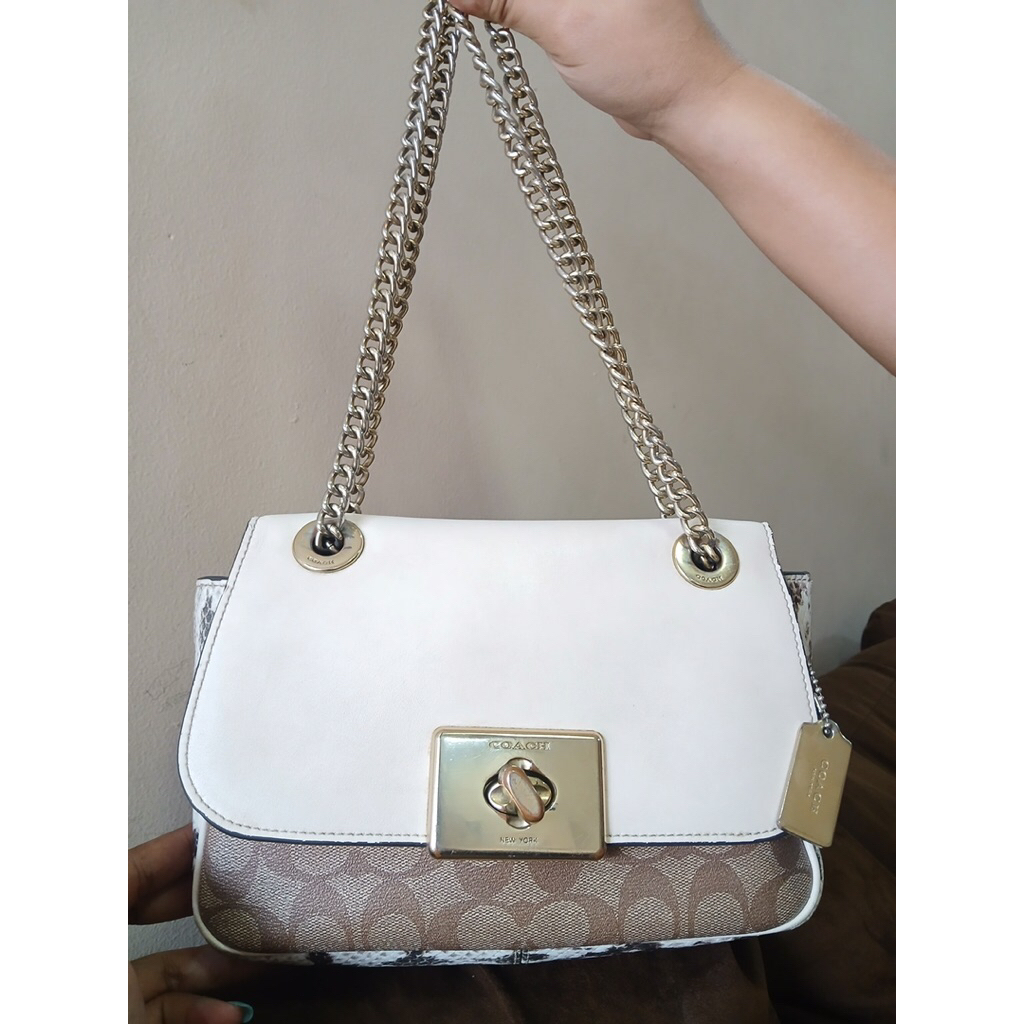 Tas Sling Rantai Putih Kulit Asli Preloved
