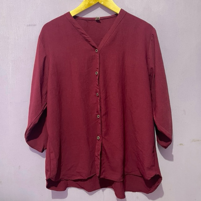 [Preloved] Kemeja Blouse Crinkle Maroon