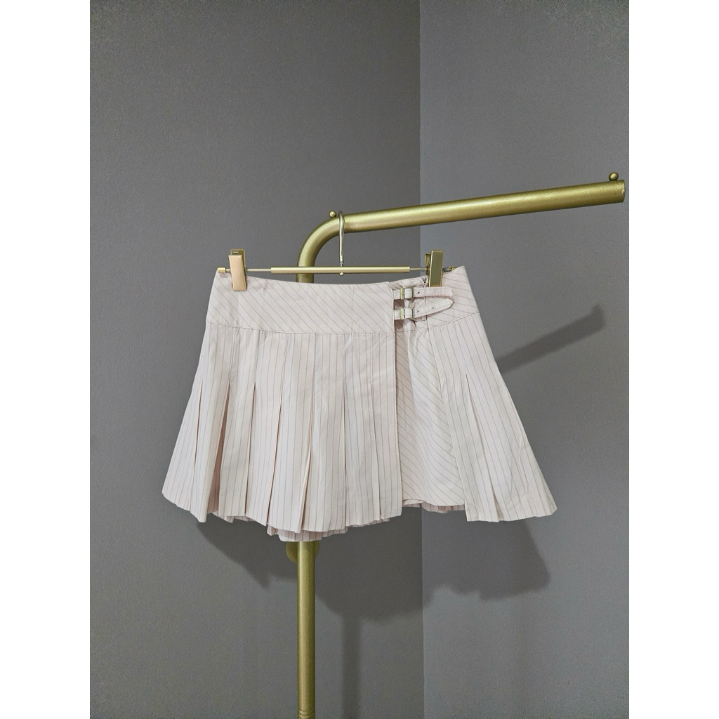 Rok Celana Model Belt Samping Lipit Mini Skirt Zr Preloved by Miss.nn