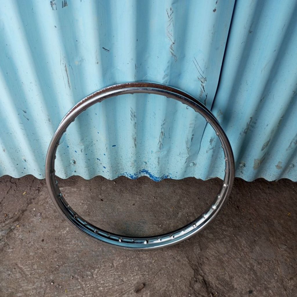 velg Hm tengah uk 140 ring 18