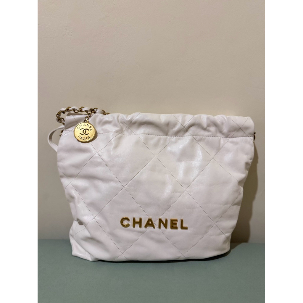 Chanel C22 small GHW