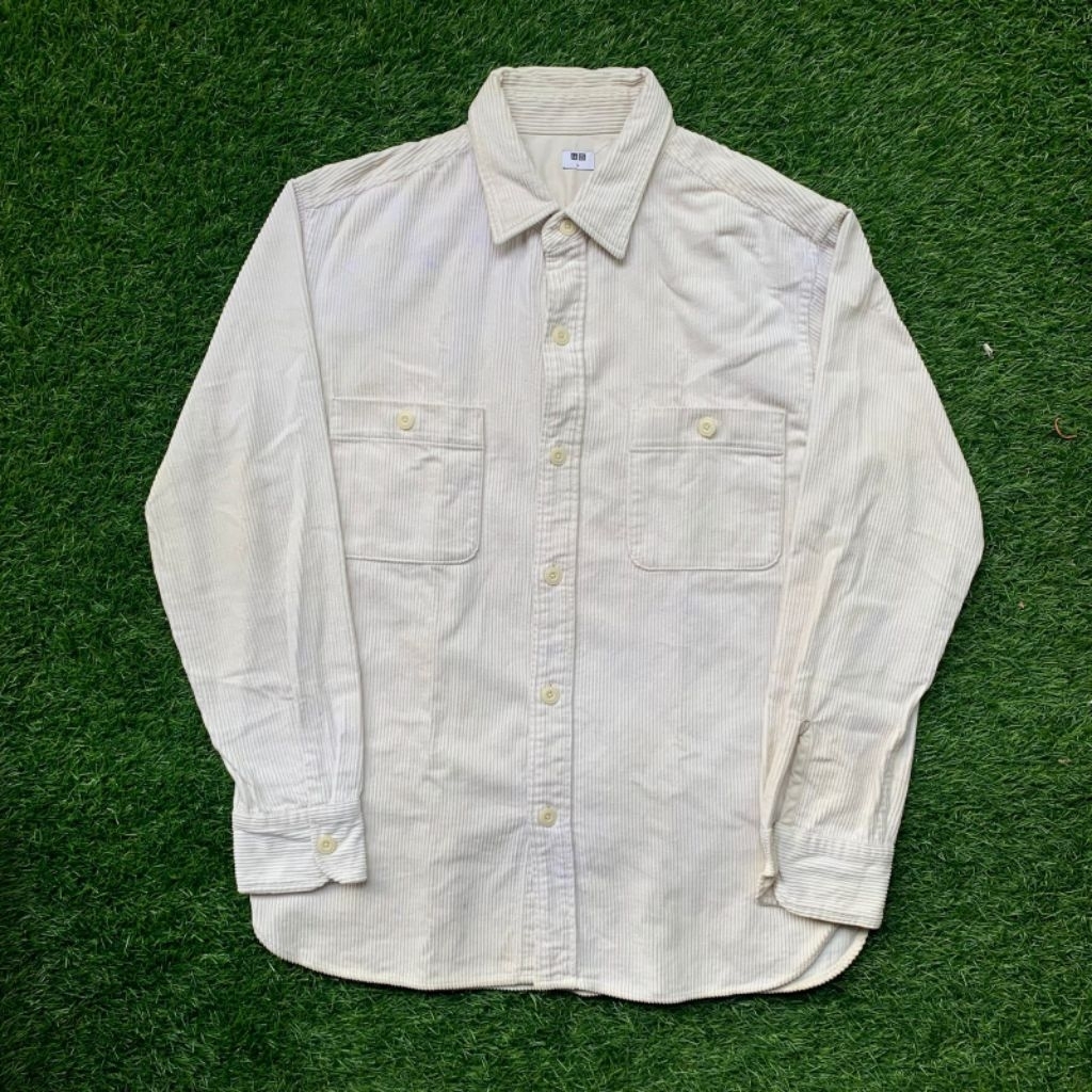 Kemeja pria uniqlo corduroy white