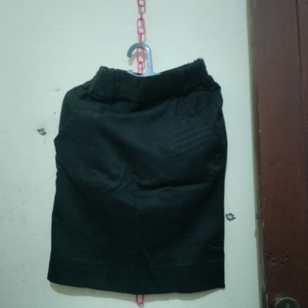 rok pendek hitam pl