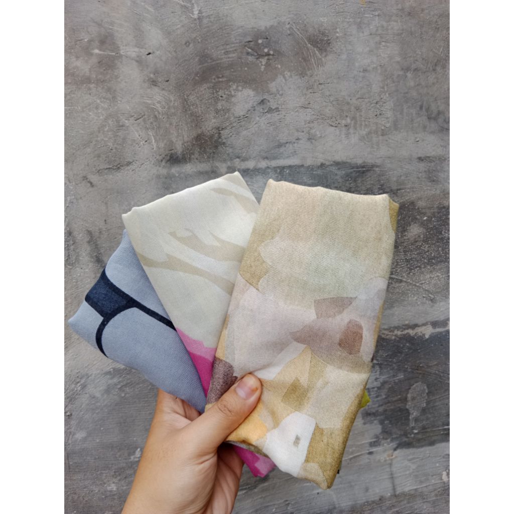 Hijab Segi Empat Motif daily wear Bahan Voal Premium Lembut by Jana