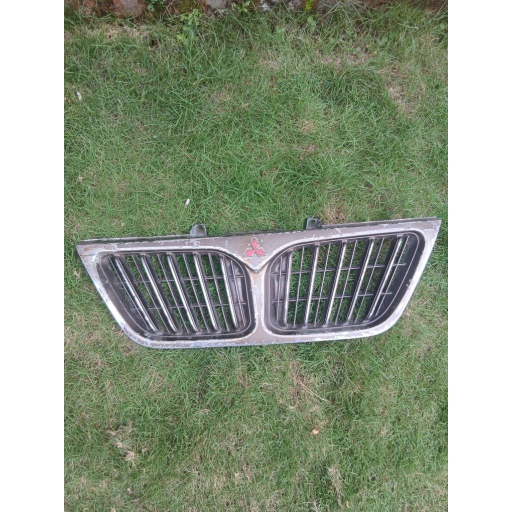 Grill Mitsubishi Kuda Grandia Original Copotan