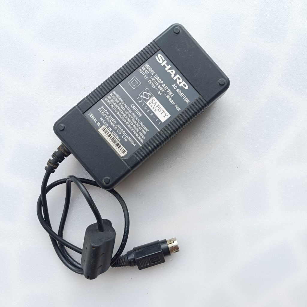 ADAPTOR ORIGINAL TV LED SHARP 15V 3 AMPERE