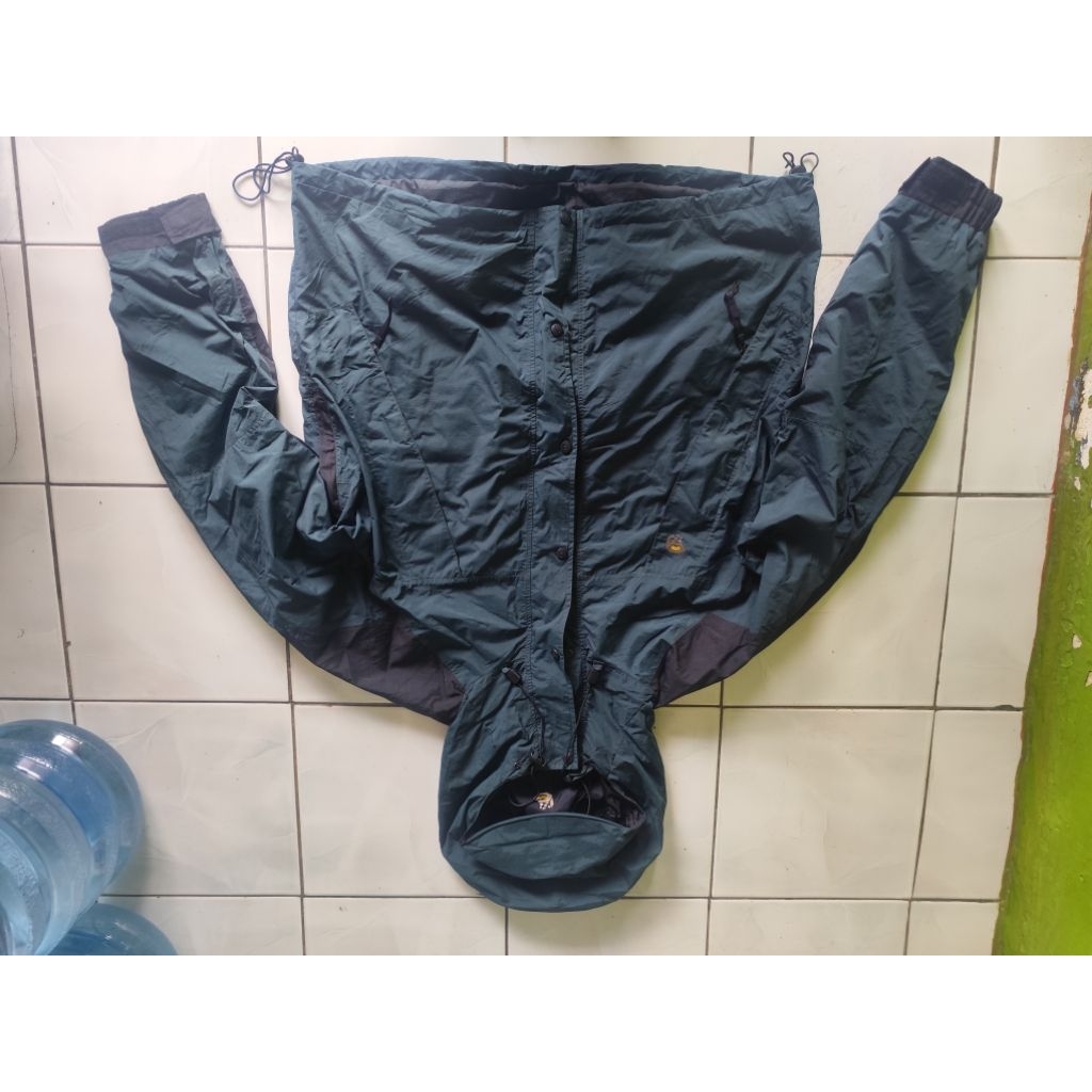 jaket mountain hardwear (conduit)