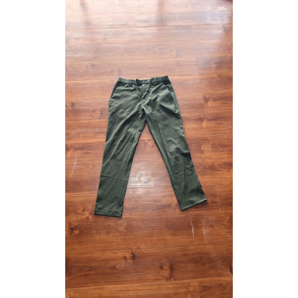 pl celana army uniqlo S