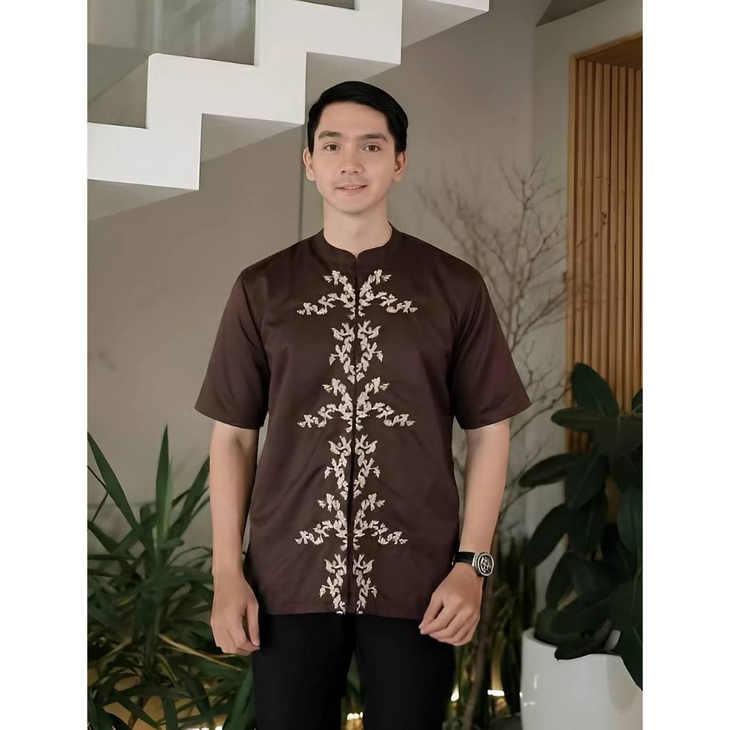 Baju Koko Pria Dewasa Atasan Viral Qoqo Model Baru Bapakbapak Keren Kaos Kerah Batik Jumbo Hari Raya