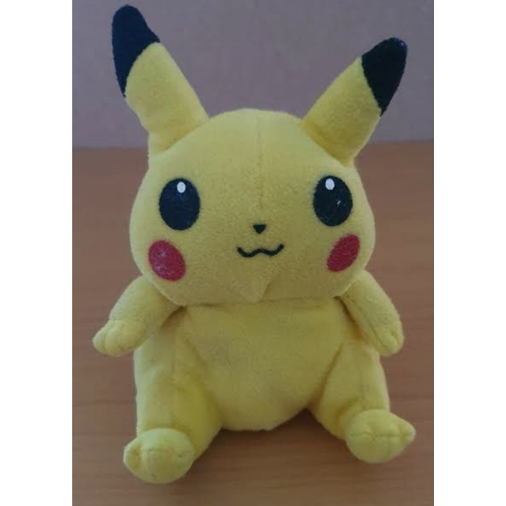 plush boneka original pikachu 1998 tomy vintage mata candy