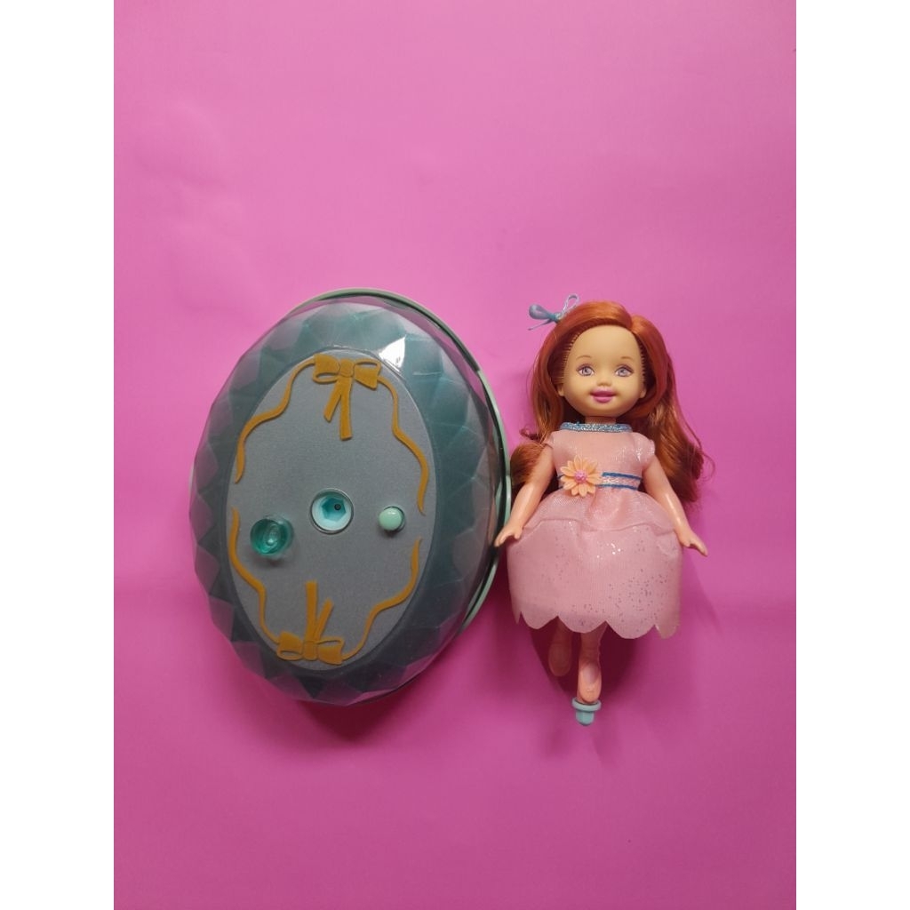 2006 Barbie 12 Dancing Princess Kathleen doll