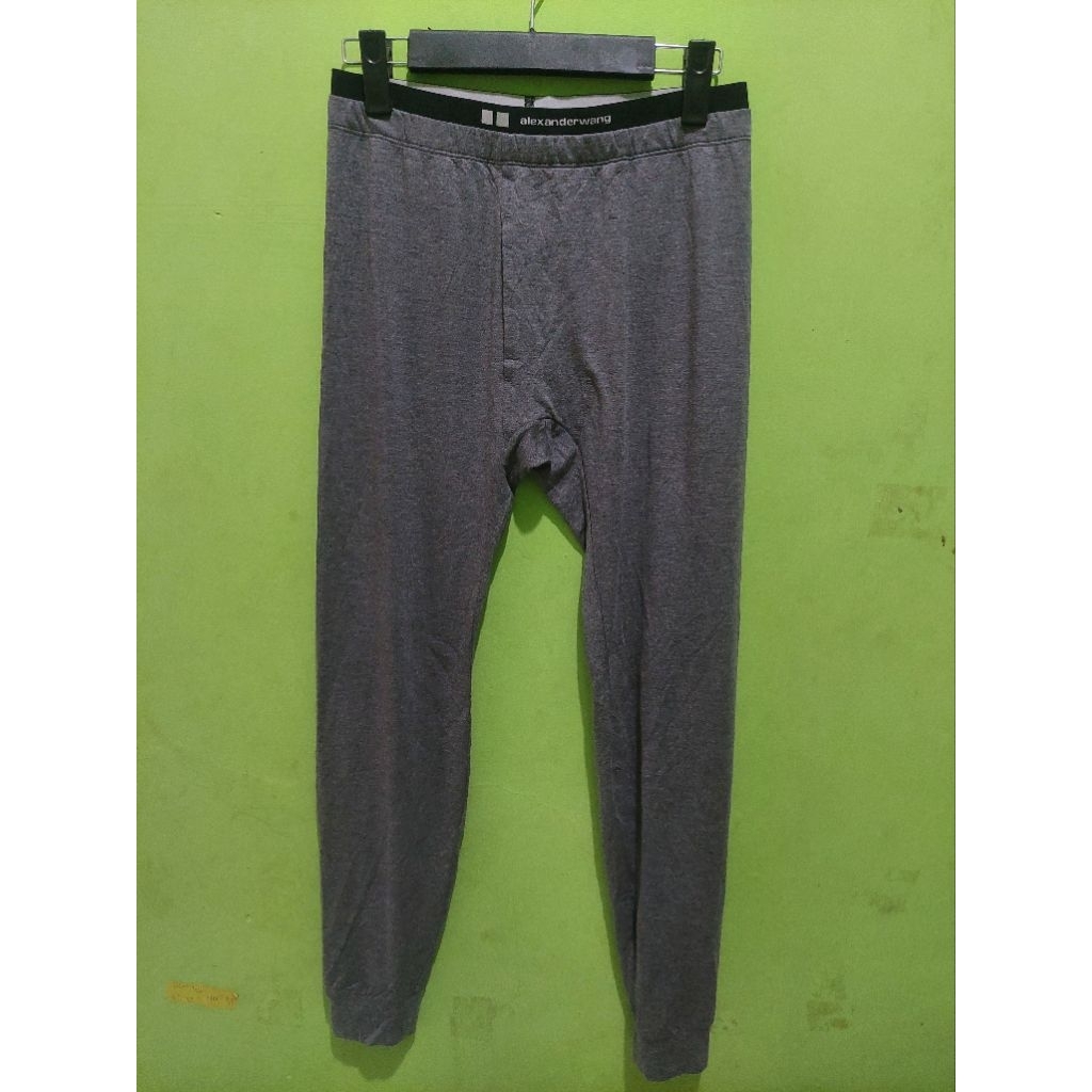 Long pants Celana panjang training legging jogger sport Uniqlo Heattech x Alexander Wang preloved