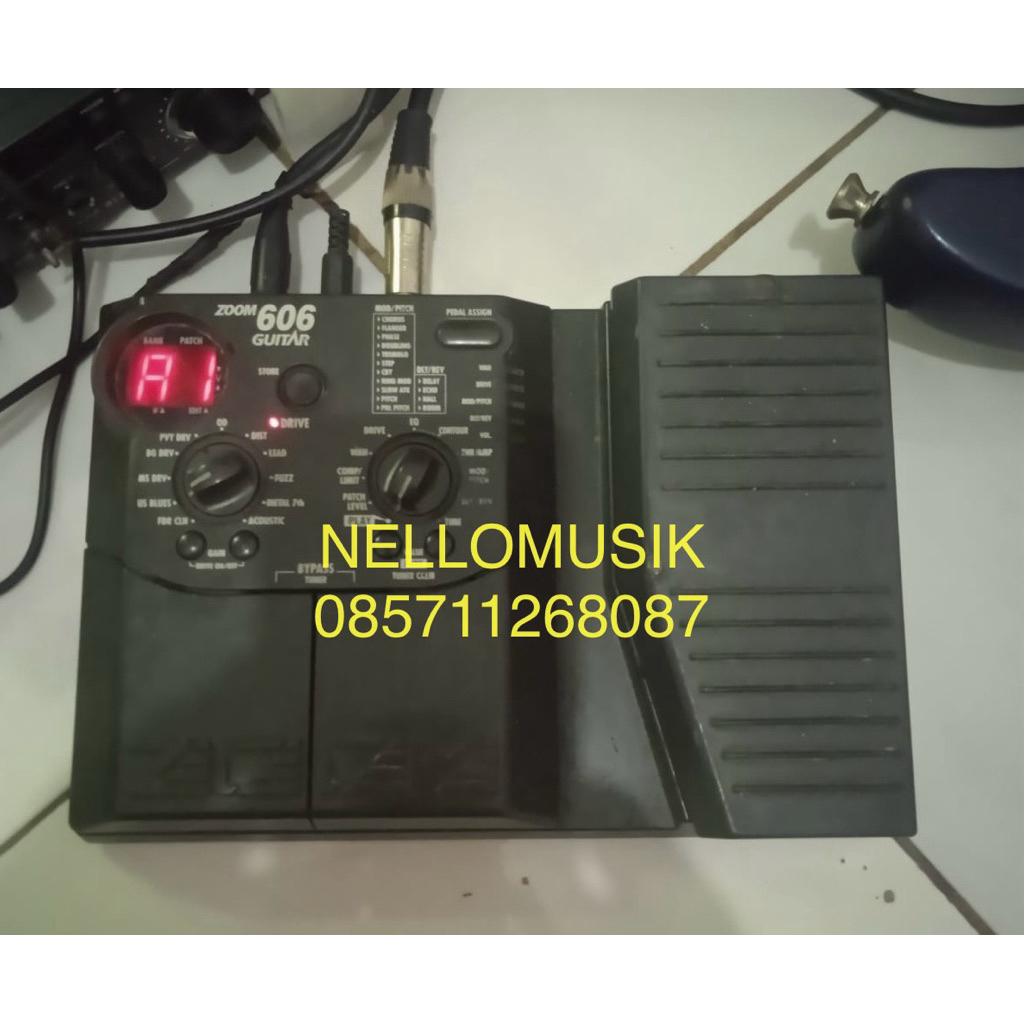 pedal efek gitar zoom 606 Normal siap pakai