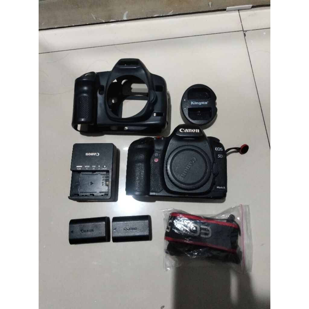 Canon 5d mark ll body only banyak bonus
