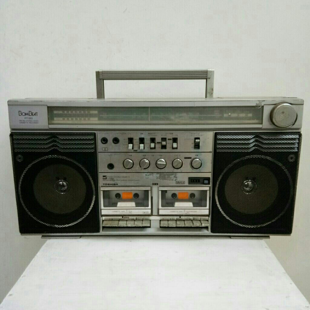 Radio Tape Jadul Boombox Toshiba RT-S83 BomBeat