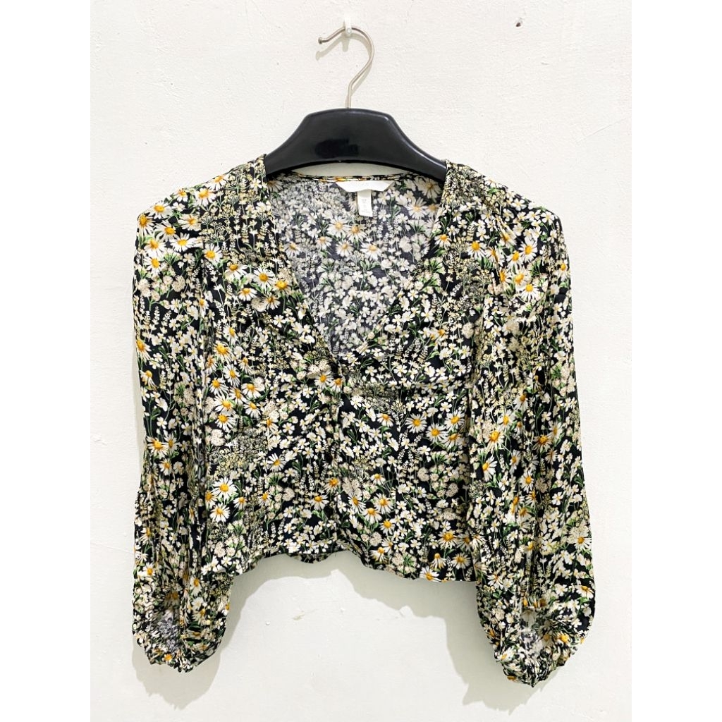 H&M Floral Crop