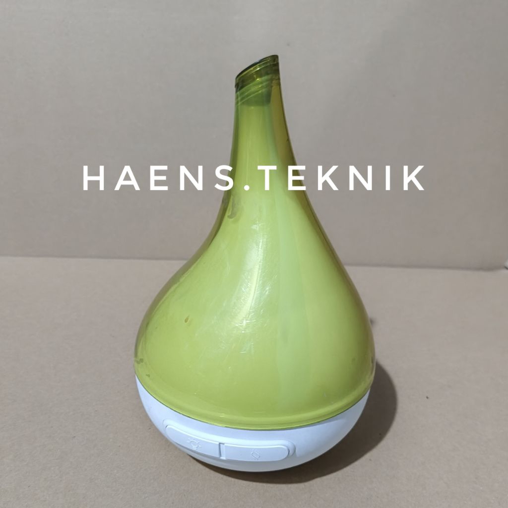 Preloved - Ultransmit Diffuser Humidifier Aromaterapi Ace Hardware, Alat Pengharum Ruangan Elektrik