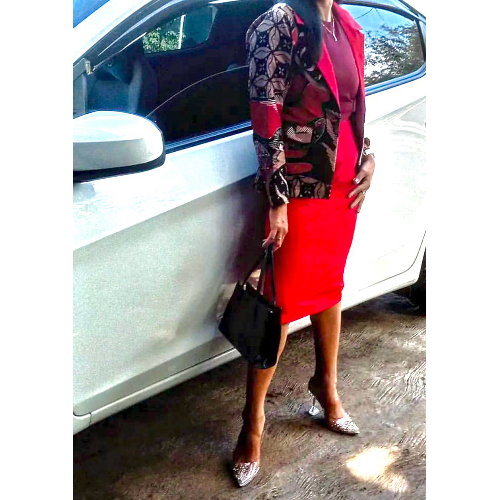 set blazer batik wanita merah