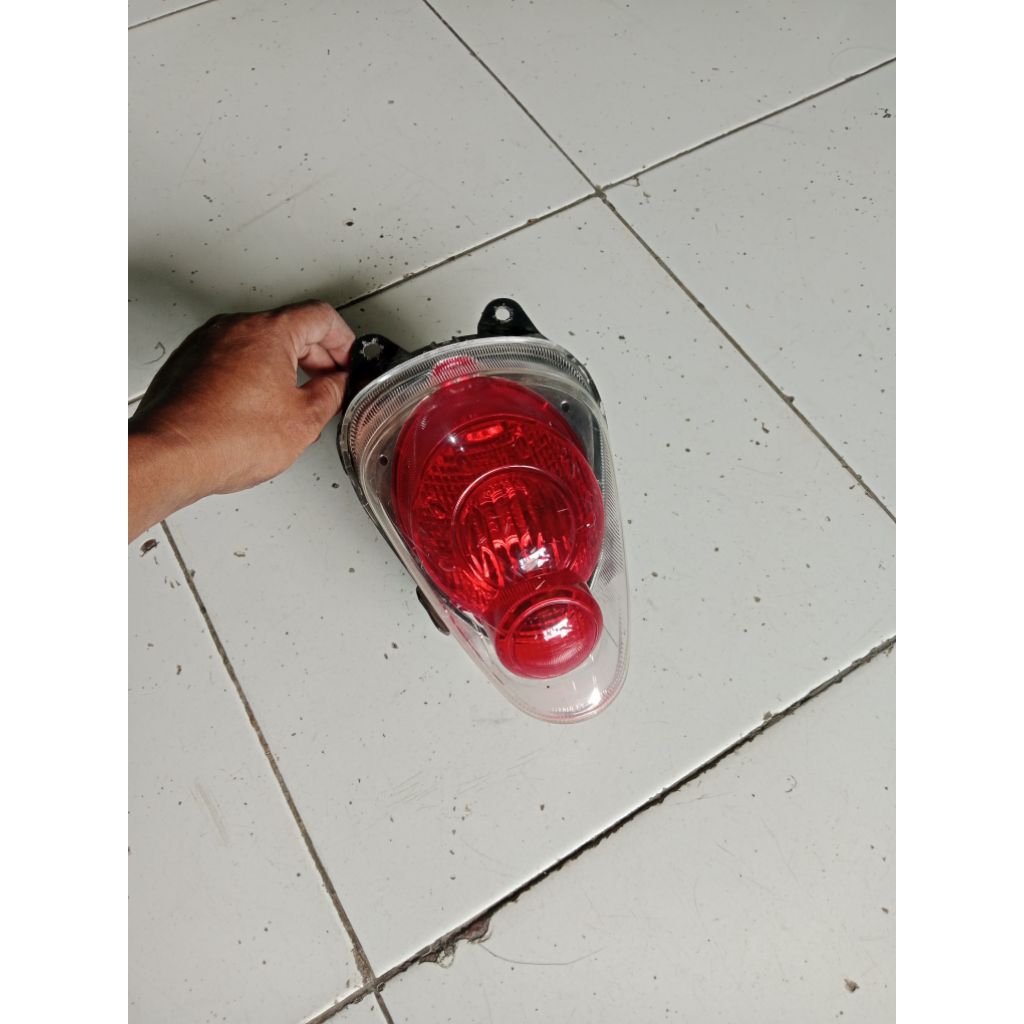 lampu belakang Scoopy fi 2013 2016 bekas original